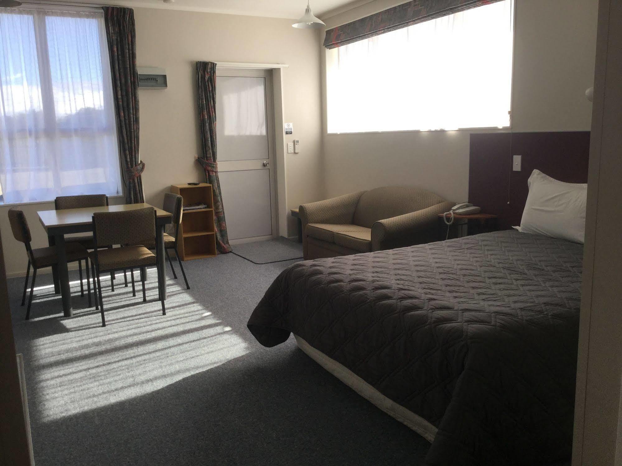 Thornton Lodge Motel Waipukurau Exterior photo